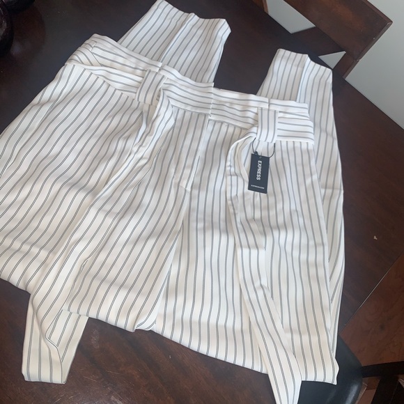 HIGH WAISTED PINSTRIPE PAPERBAG ANKLE PANT - Picture 1 of 7